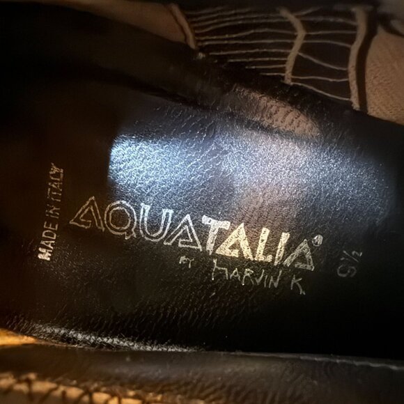 Aquatalia by Marvin K Brown Italian Made Suede Pointed Toe Heeled Booties 9.5 - Picture 3 of 8